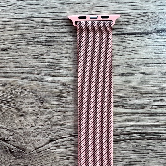NEW BAND PINK Milanese Stainless For Apple Watch - Picture 3 of 5